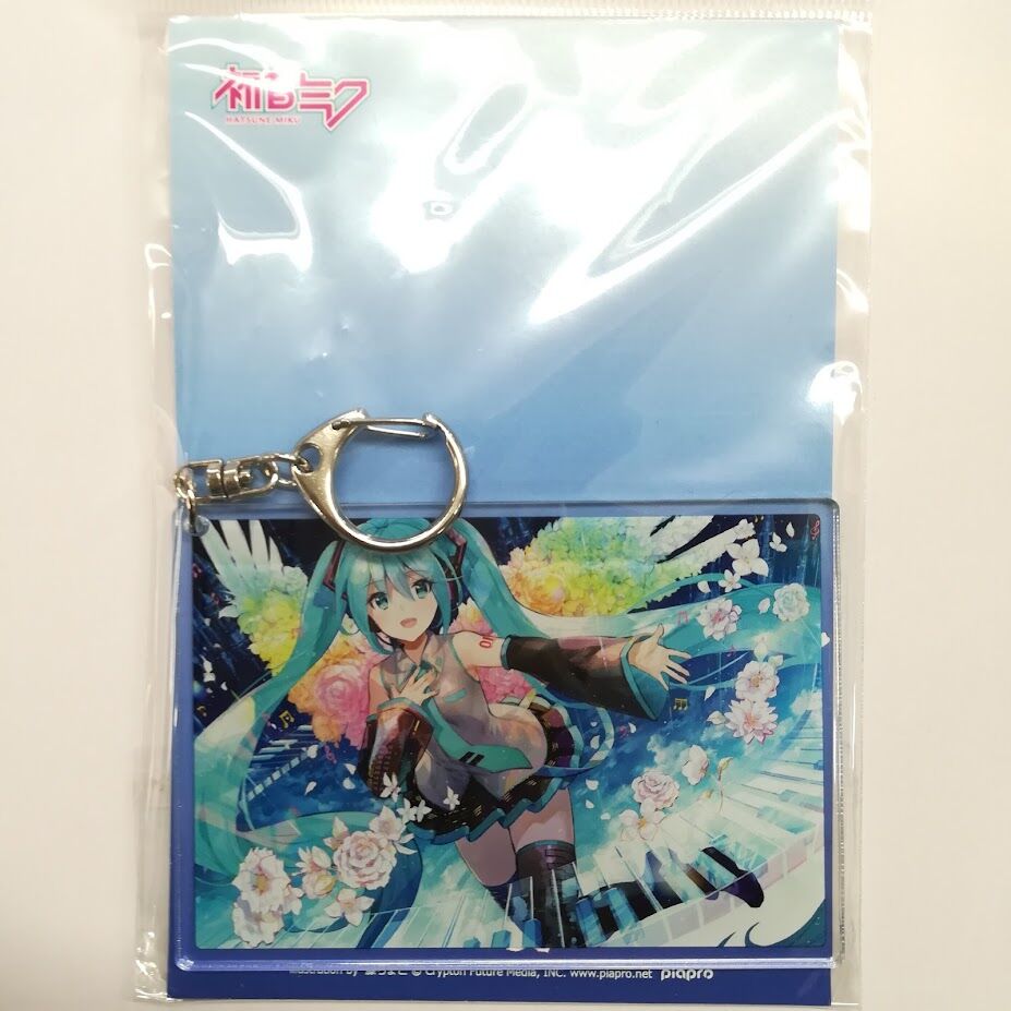 初音ミク　アクリルキーホルダー　スポーツ報知 ボーカロイド 初音ミク アクリルキーホルダー 藤ちょこver. スポーツ