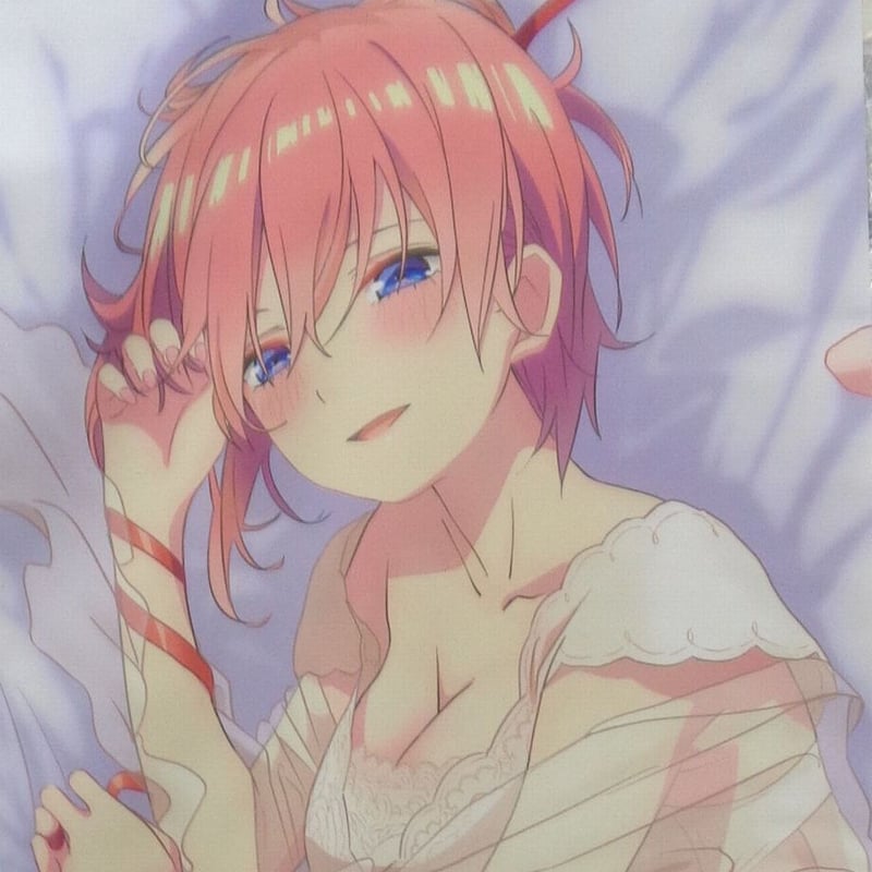 五等分の花嫁∬ ほぼ等身大タペストリー（ネグリジェ） 中野一花 | K 