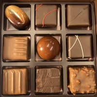 Boîte de chocolat 18 pièces ショコラ 18ヶ入り
