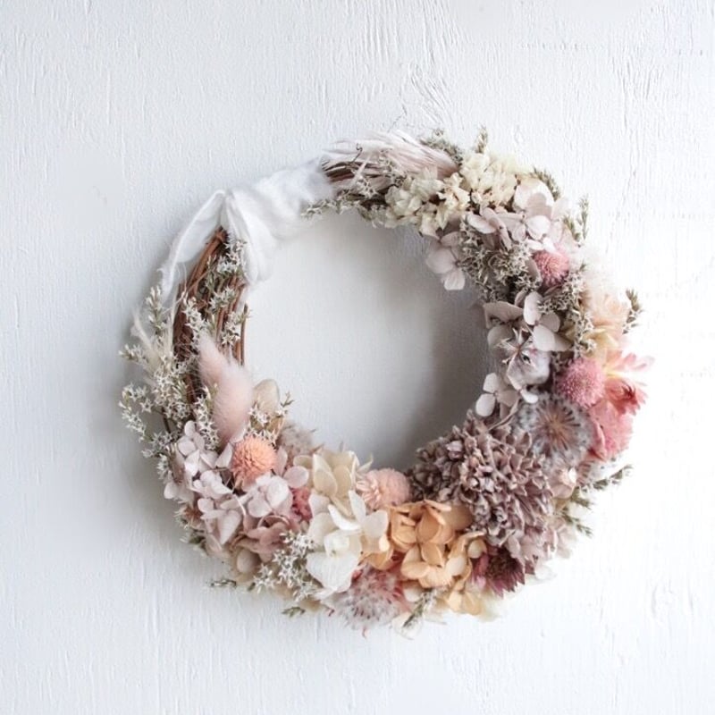 淡いピンクな三日月リース ドライフラワー三日月リース*ピンクbotanical | chainon