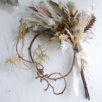 ドライフラワー三日月リース*ピンクbotanical | chainon