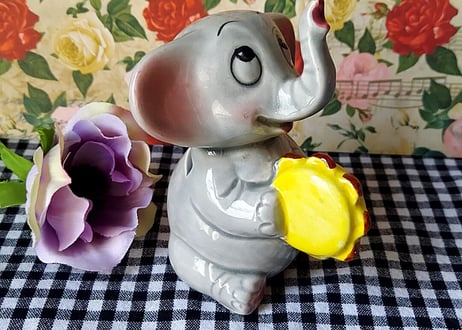輸出用🐘タンバリンを叩くゾウ🐘