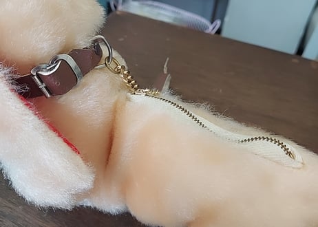 ミニチュアダックスDOLL型ポーチ