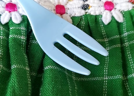 猫のプラスティックフォーク