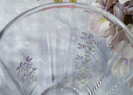 佐々木硝子❇花形フォルムの華奢プリントグラス