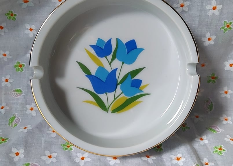 海外輸出用・チューリップの灰皿 | あんちーくKIDAN STORE