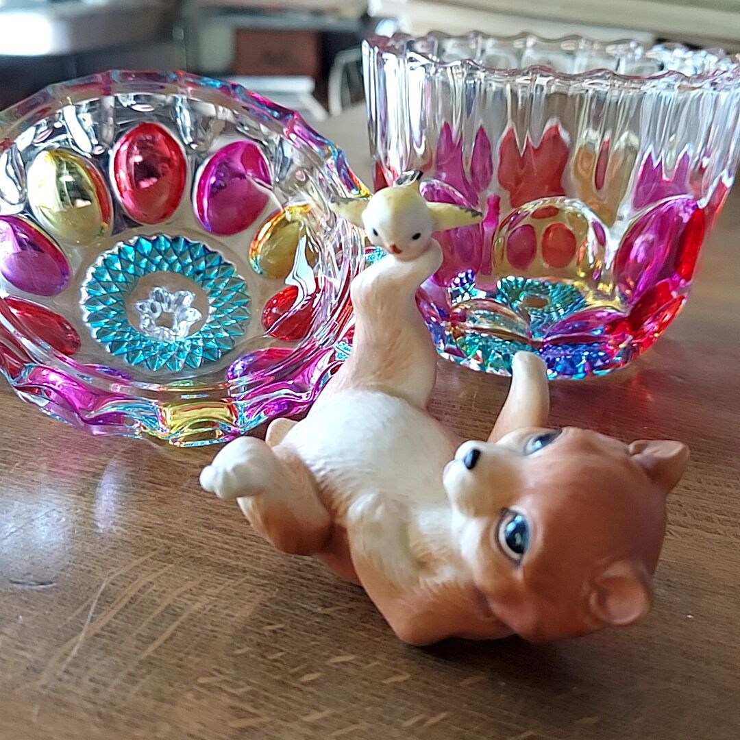 瀬戸ノベルティ・鳥とじゃれ合うくま🧸 | あんちーくKIDAN STORE