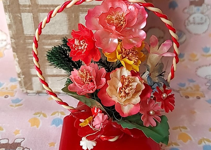 昭和20～30・セルロイド細工の花籠 | あんちーくKIDAN STORE