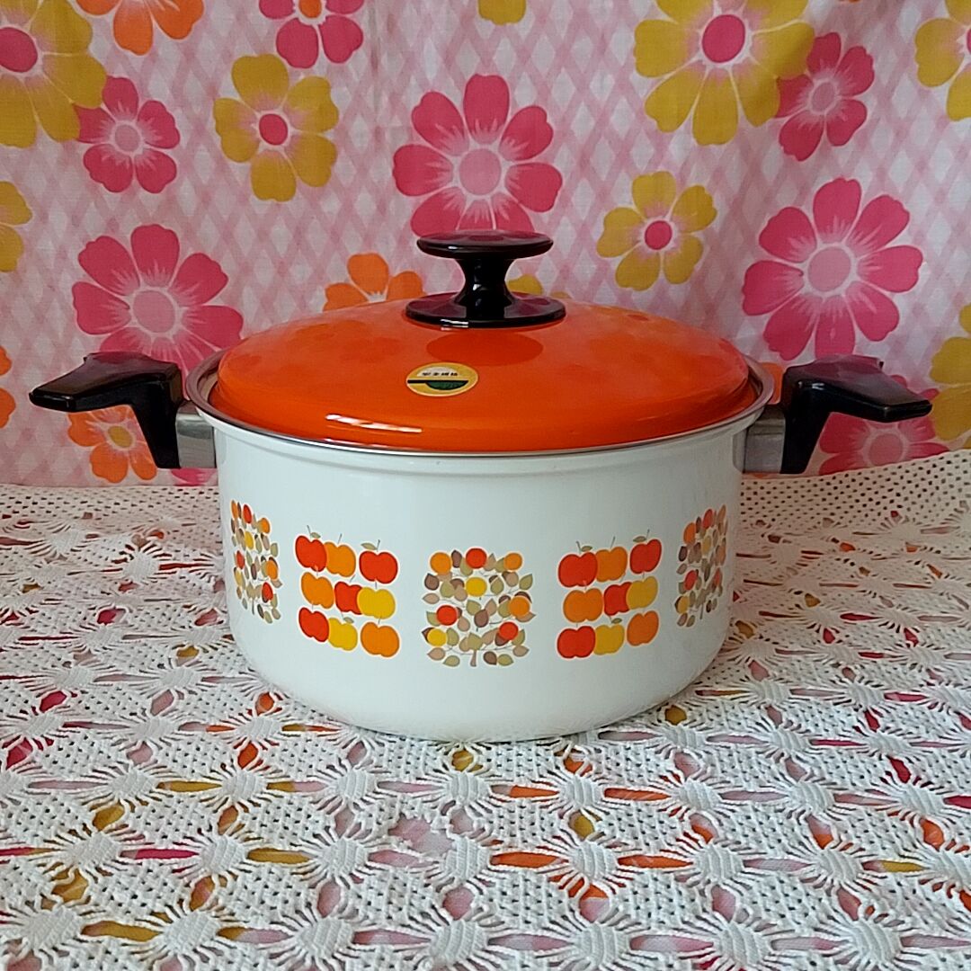 超激レア❗️廃盤品❗未使用品❗旧イマン ダイアナローズ ホーロー 両手鍋 ホーロー両手鍋 18cm ローズコレクション - メルカリ