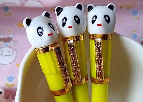 チャイナ製🇨🇳パンダの万年筆 イエロー