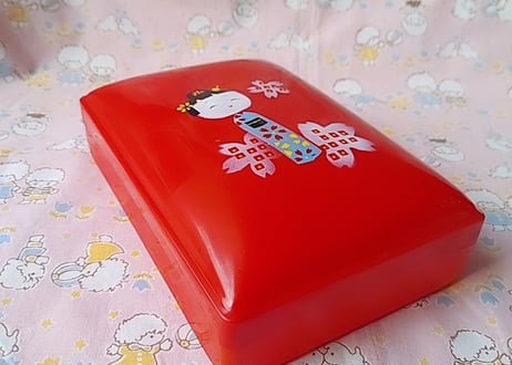 こけし柄のセルロイドケース