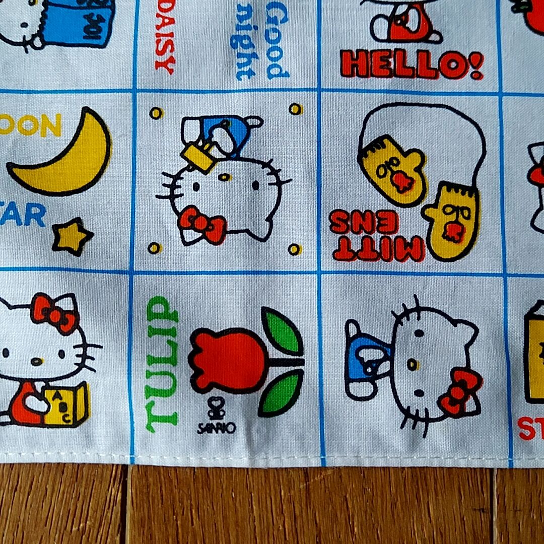 1976サンリオ・キティハンカチ カラフル | あんちーくKIDAN STORE