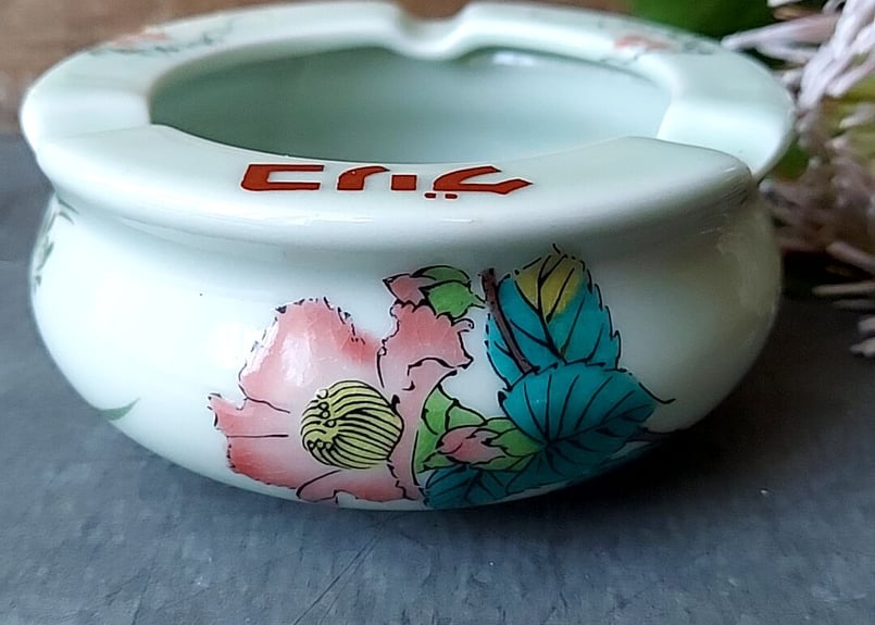 昭和46年✩.*˚パチ物グリコ、九谷灰皿 | あんちーくKIDAN STORE