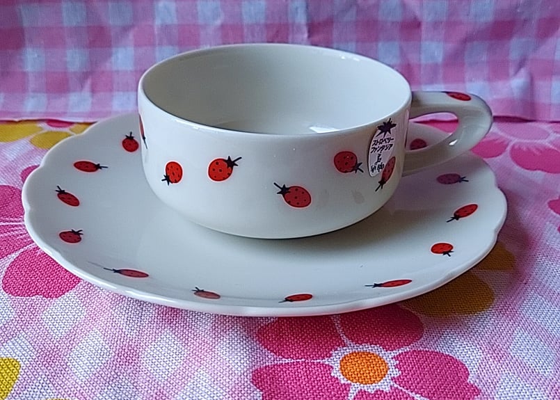 Sanrio・ストロベリーファンタジア🍓ティーセット | あんちーくKIDAN STORE