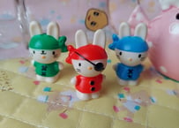 SANRIO🐰トゥイーディードロップス小さな人形