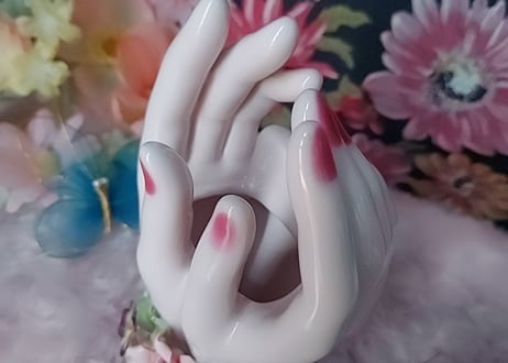 Lefton社🌹ハンドモチーフベース