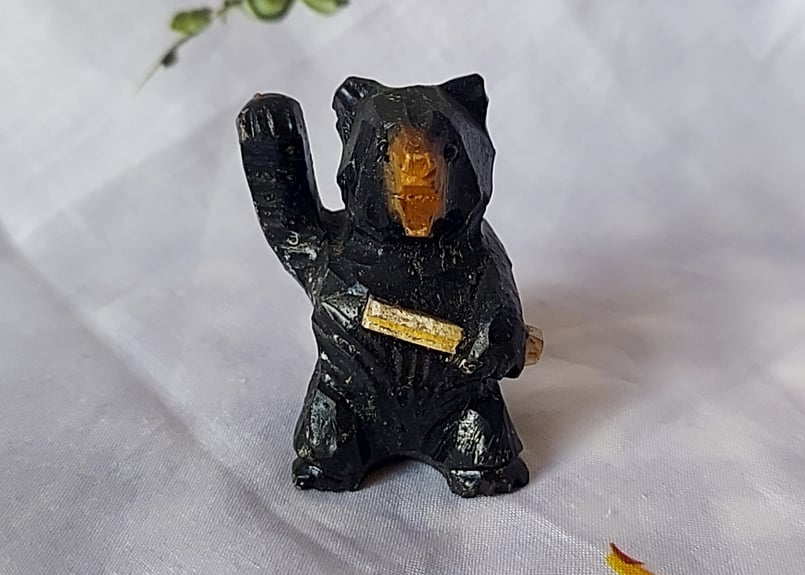 木彫り熊の小さな音楽隊 指揮 | あんちーくKIDAN STORE