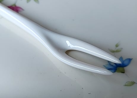 薔薇のミルク硝子フォーク