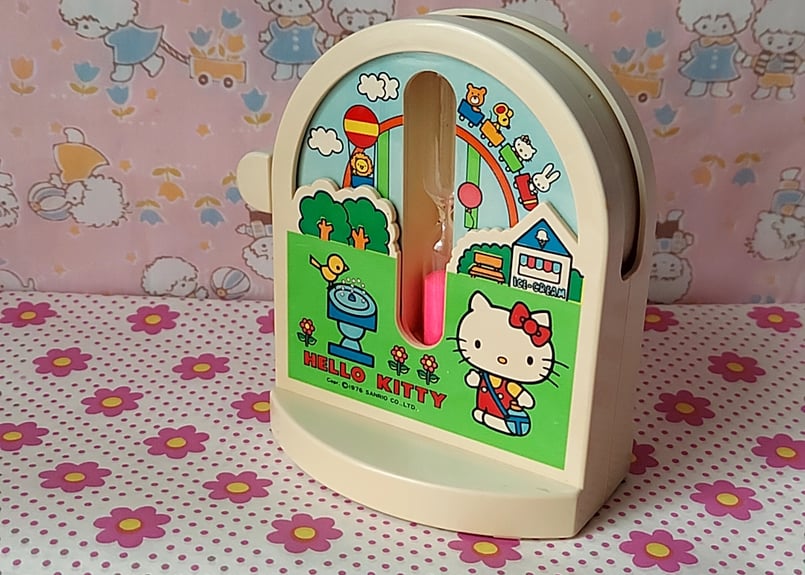 1976年・キティちゃんの回転砂時計 | あんちーくKIDAN STORE