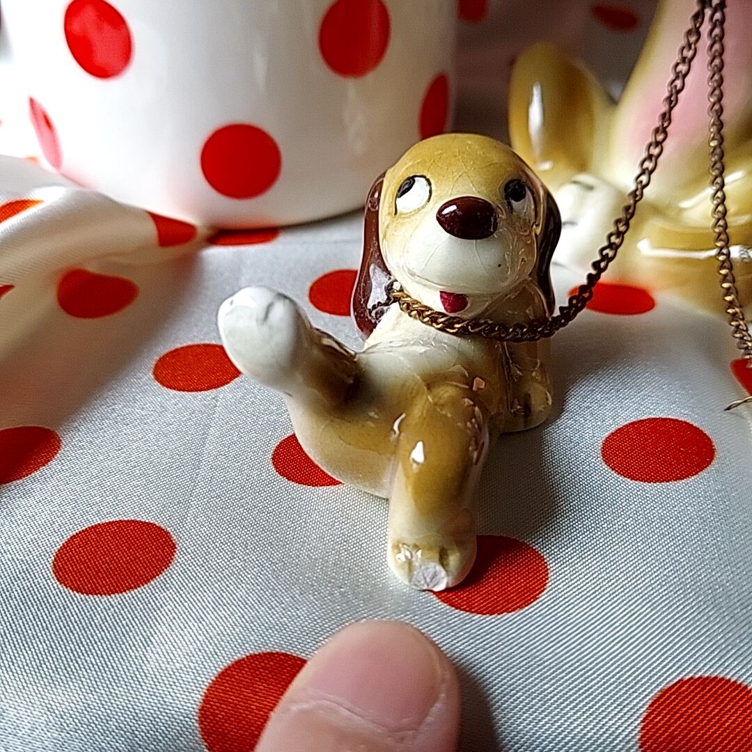チェーンで繋がれた、ビーグル親子陶器 | あんちーくKIDAN STORE