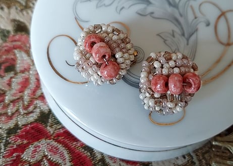 1960´s✩.*˚ビーズクラスターVintageイヤリング