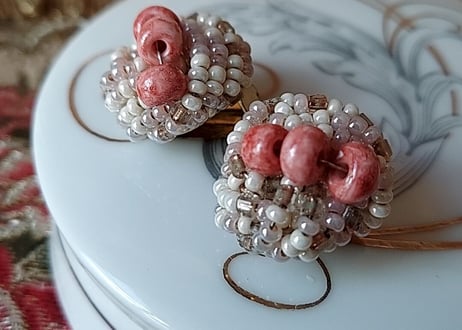 1960´s✩.*˚ビーズクラスターVintageイヤリング