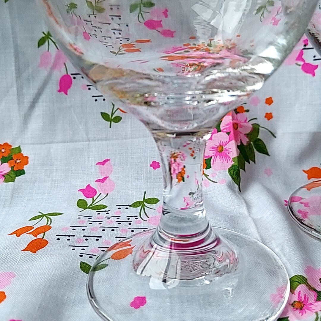 四季花手書きワイングラス陶器製です 真冬のワインに 四季花手書きワイングラス陶器製です 真冬のワインに Amazon