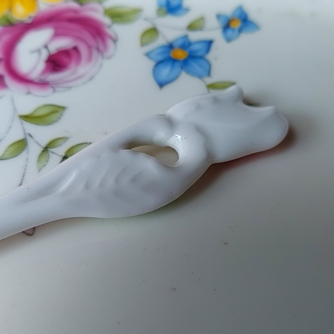 薔薇のミルク硝子スプーン | あんちーくKIDAN STORE