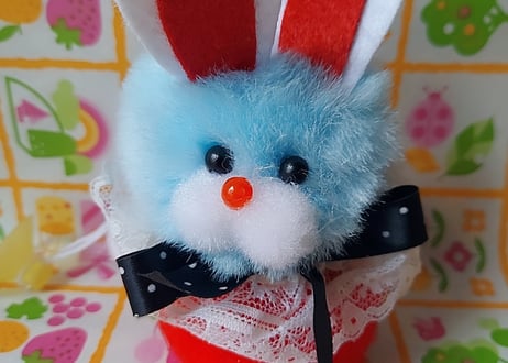 Fancy🐰🌼*･吸盤付きうさぎのマスコット ブルー