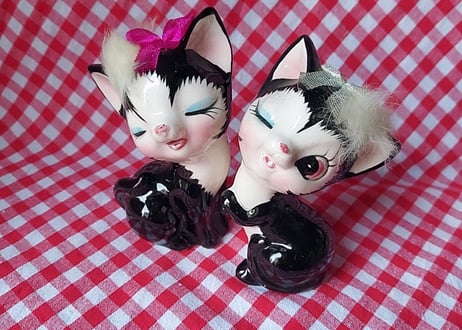 毛付きネコのペア陶器🐈‍⬛