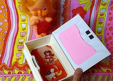 金髪ギャルとビニールボックスSET  ギャル