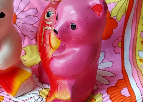 30年代✩.*˚鯛を持った熊ʕ•ᴥ•ʔ  ピンク