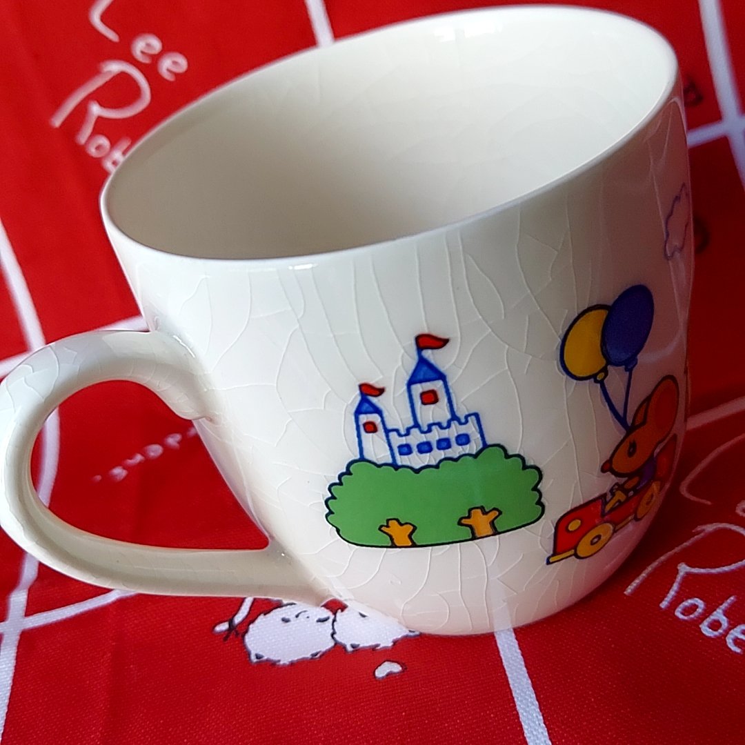 1976年Sanrio・キティちゃんマグカップ | あんちーくKIDAN STORE 1976年Sanrio・キティちゃんマグカップ | あんちーくKIDAN STORE