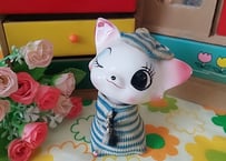帽子とお洋服を着た👒陶器の猫ちゃん