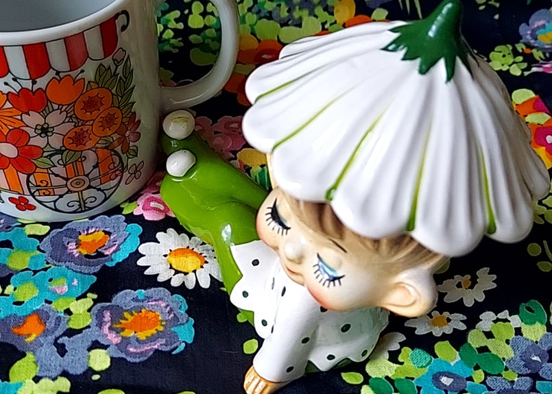妖精と子供たちの陶器置物セット ドイツ製 かわいい陶器の天使 3体セット インテリアオブジェ
