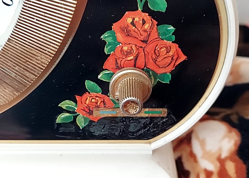 SEIKO・コロナメロディア🌹バラモダンなゼンマイ時計 | あんちー