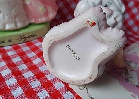 輸出用・テリアの陶器ベース