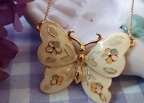 1970´s✩.*˚お花蝶々Vintageネックレス