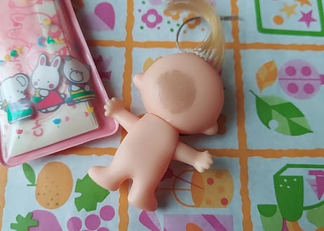 SANRIO製・小さな赤ちゃんソフビマスコット