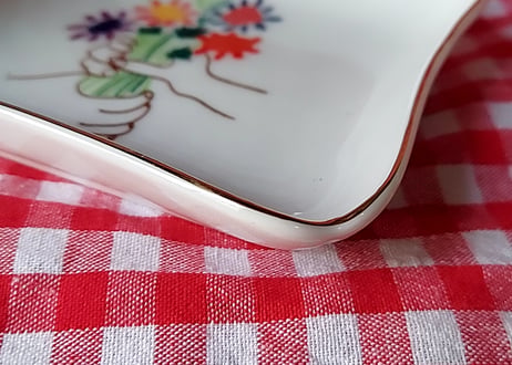 ピカソ💐陶器の花束トレイ