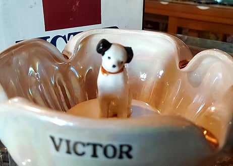 箱付き!!Victorチューリップ灰皿