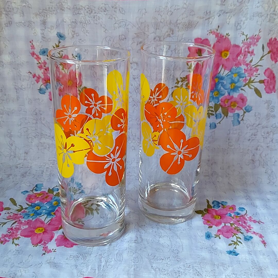 オレンジと黒のストライプのガラス花瓶 オレンジと黒のストライプのガラス花瓶 オレンジと黒の