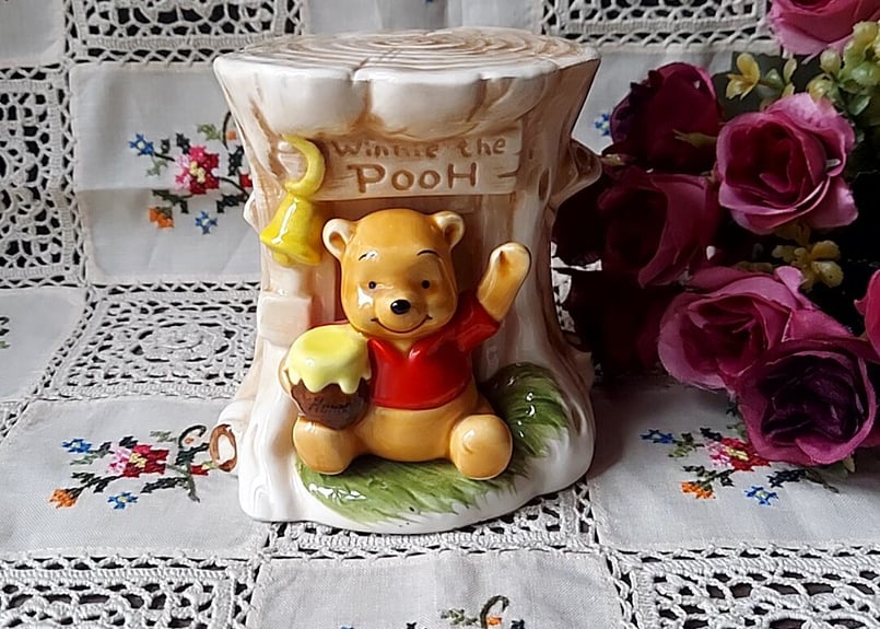 東京ディズニーランド・プーさんの貯金箱 | あんちーくKIDAN STORE 東京ディズニーランド・プーさんの貯金箱 | あんちーくKIDAN STORE