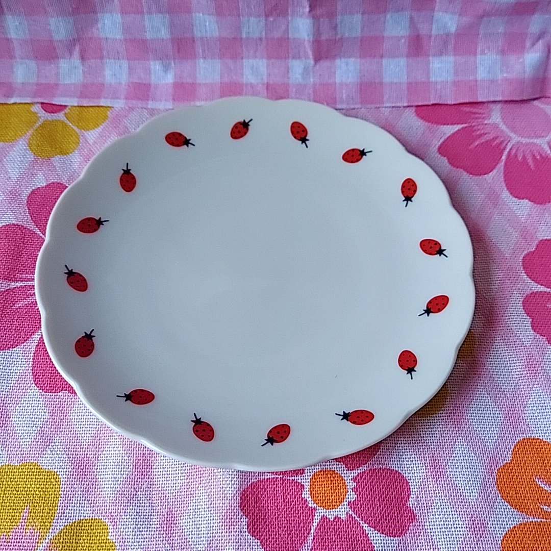 Sanrio・ストロベリーファンタジア🍓ティーセット | あんちーくKIDAN STORE