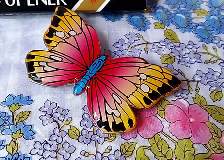 キングマークの昆虫栓抜き　蝶々🦋ピンク