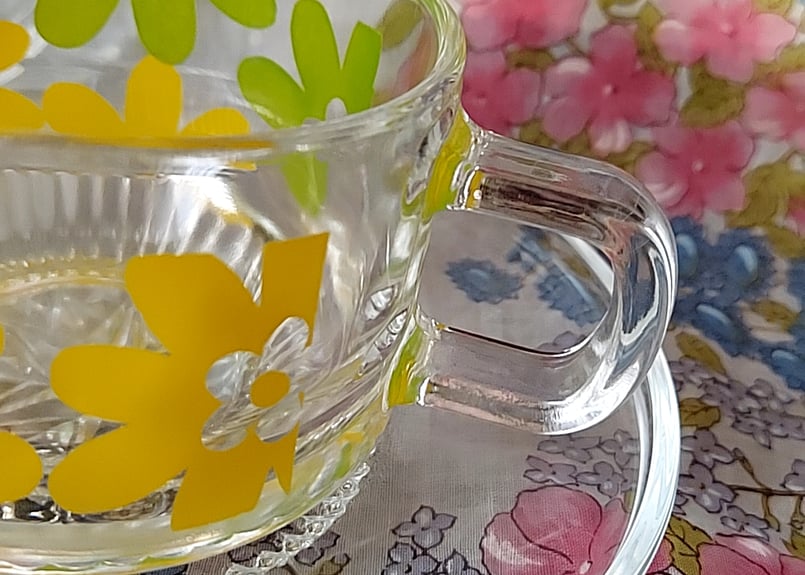 HOYA✨花柄ポップなティーセット | あんちーくKIDAN STORE
