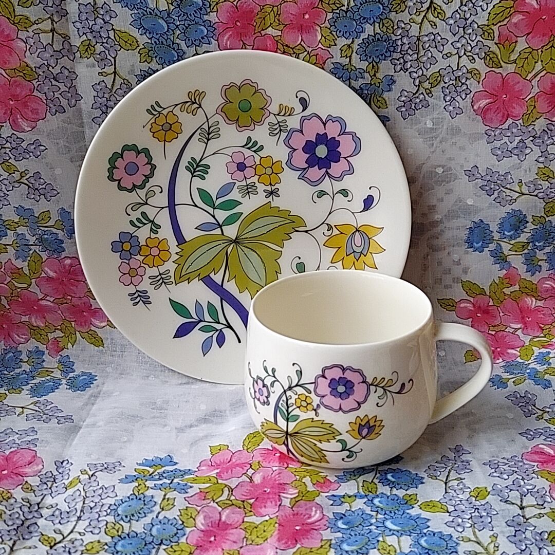 キャンディージャー　セーエー陶器 セーエー陶器✩.*˚草花柄のカップ＆ソーサー | あんちーくKIDAN