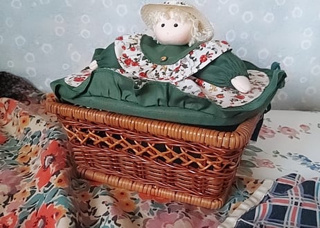 90年FANCY🩷ᩚ女の子DOLLの編み小物入れ