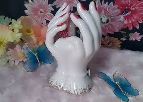 Lefton社🌹ハンドモチーフベース