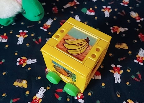 タイヤ付き文字遊び🍎🍊🍈🍉🍇果物